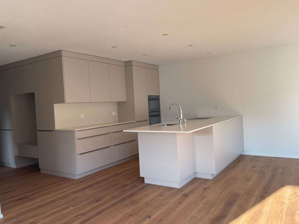 Erstbezug - 4.5-Zimmer-Wohnung mit Balkon - Bild 3