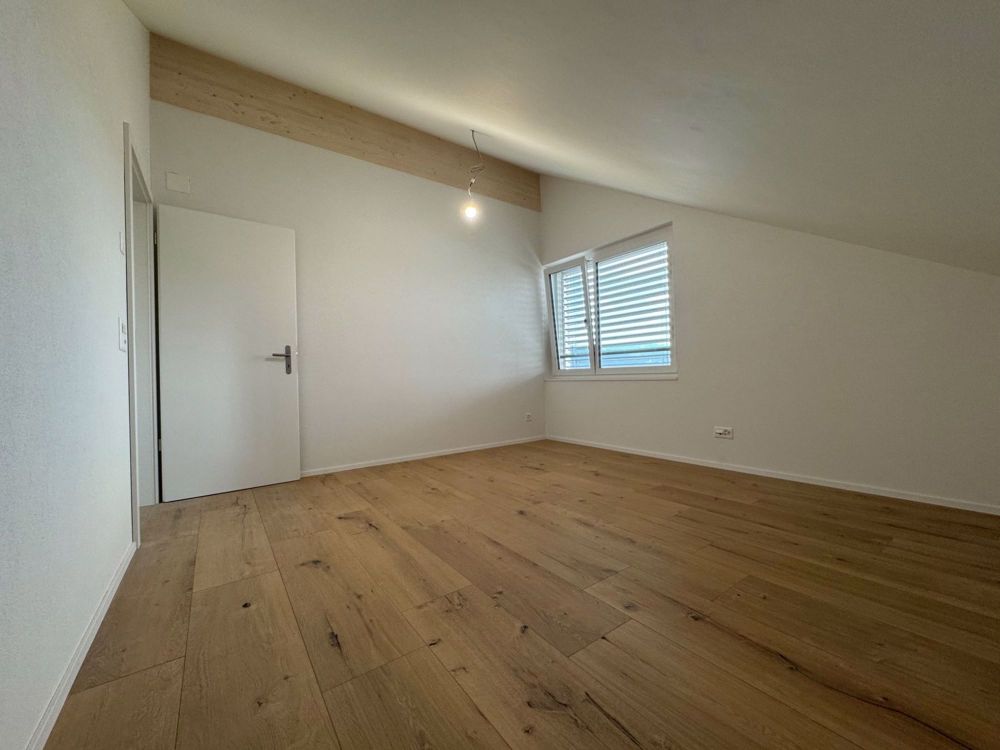 Erstvermietung - 5.5-Zimmer-Dachwohnung in Sutz - Bild 11