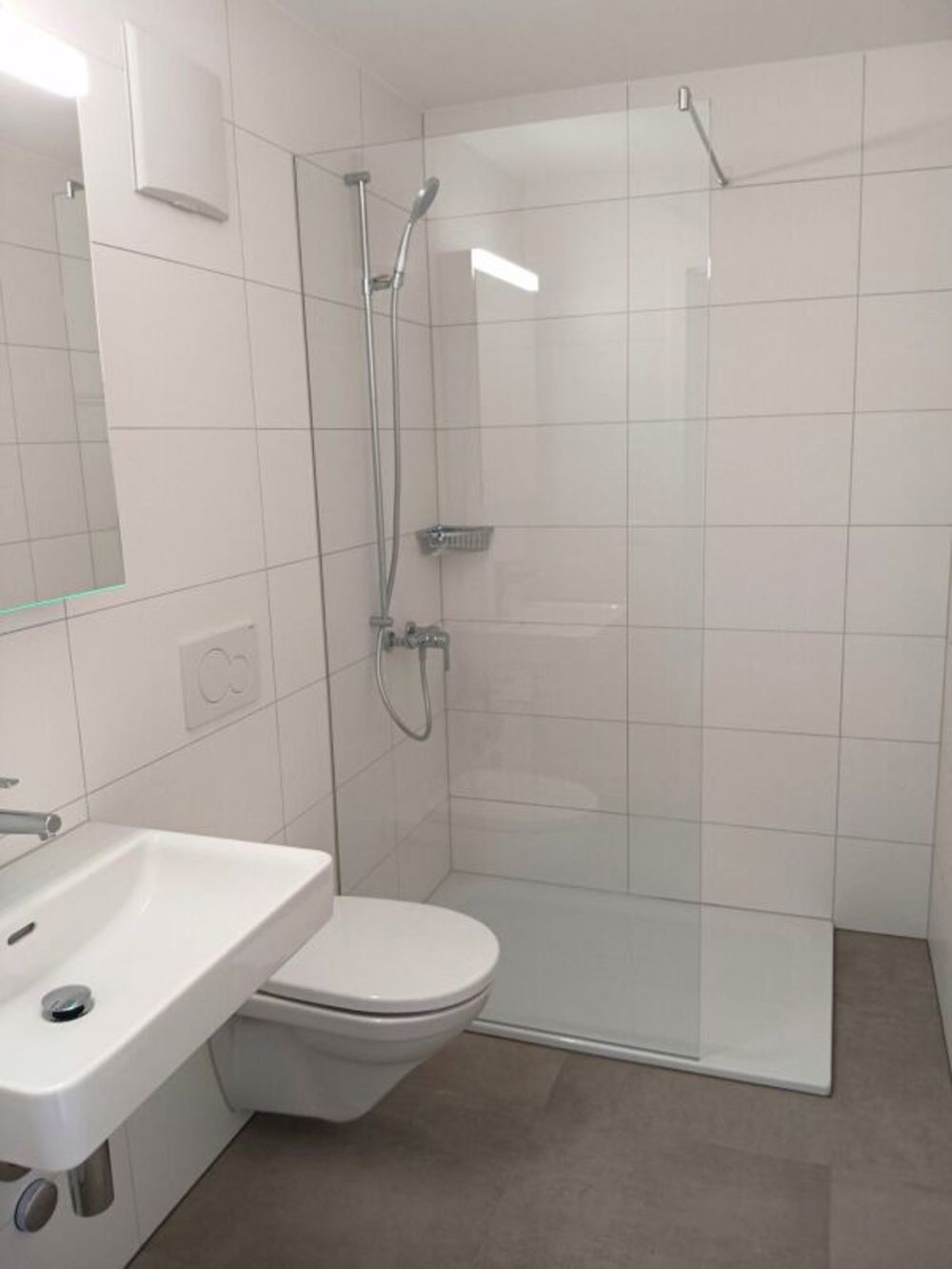 Erstbezug: Stilvolle 3.5-Zimmer-Wohnung im 1. OG - Bild 4