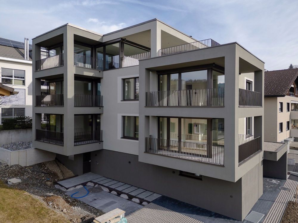 Modernes 2.5-Zimmer-Apartment mit Seeblick in Zentral-Oberägeri - Bild 1