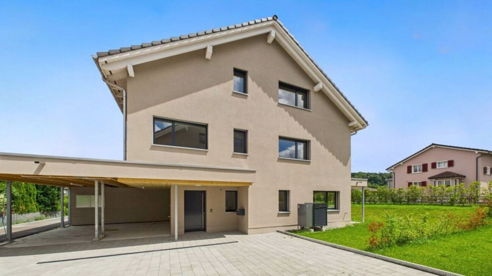 Neubau-Traum: Modernes 5.5-Zimmer-Haus mit Sitzplatz - Bild 1