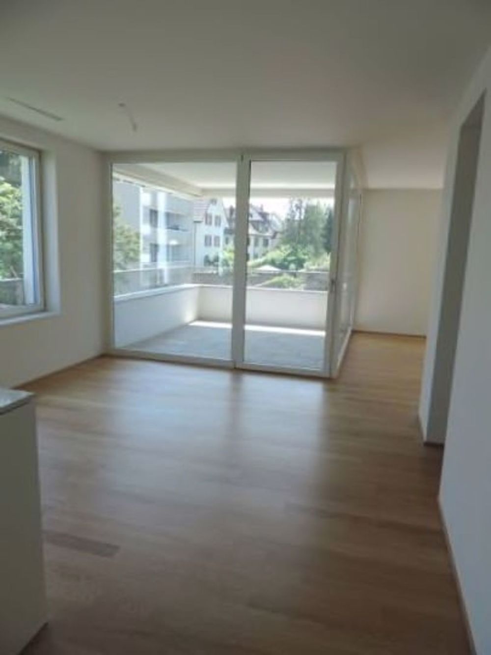 Moderne 4.5-Zimmer-Wohnung in Aarau mit Balkon - Bild 5