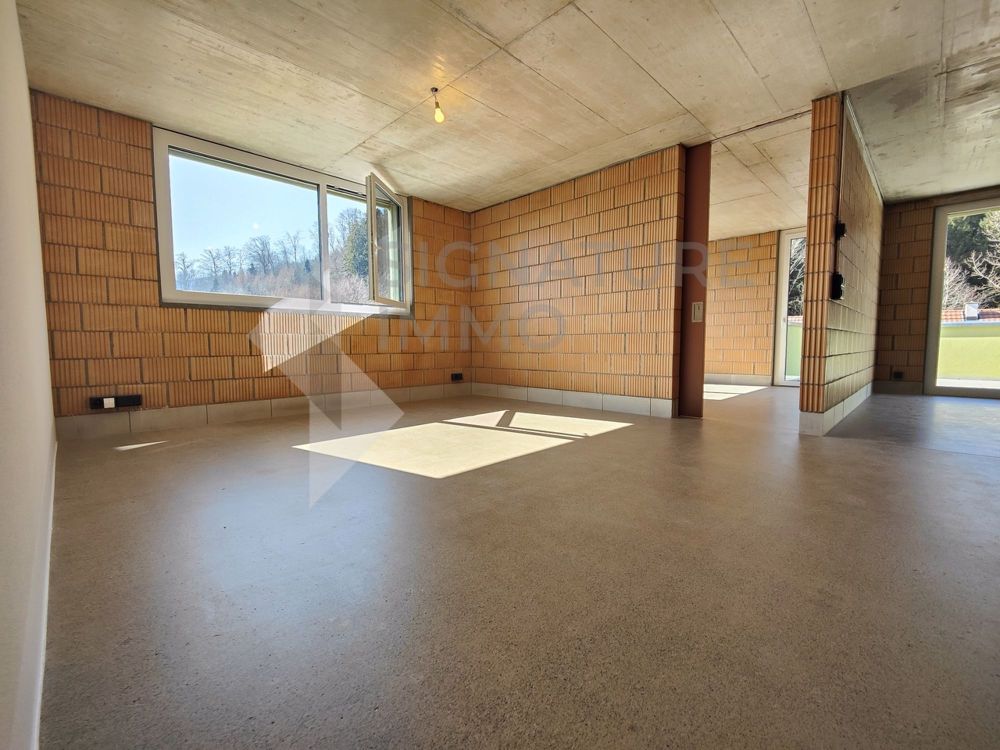 Ein schönes 3,5-Zimmer-Duplex-Apartment - Salon à l'étage
