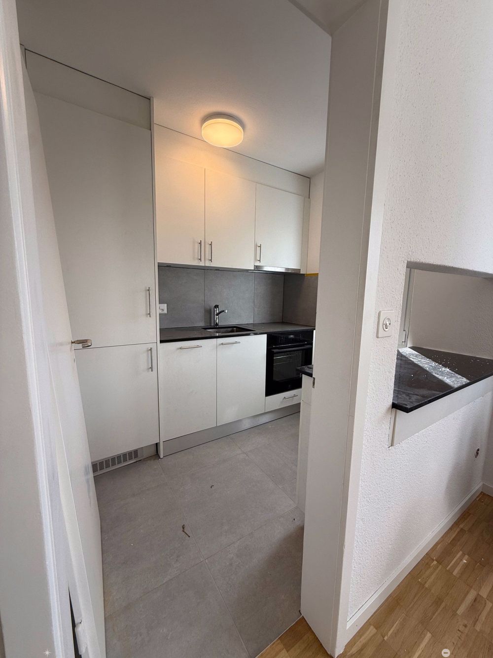 ?? Frisch sanierte 4.5-Zimmerwohnung mit Balkon am beliebten Lischenweg in Biel - Bild 3