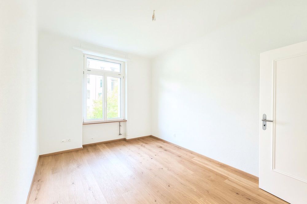 Erstvermietung einer traumhaften 5-Zimmer-Altbauwohnung nach kompletter Renovation - Bild 13