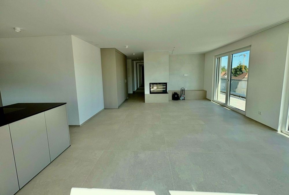 Hochwertige 4.5-Zimmer-Attikawohnung über den Dächern von Derendingen - Bild 2