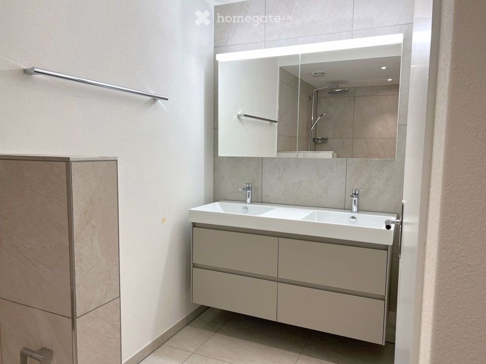 Frisch Renoviert I Urbanes Wohnen mit viel Raum und modernem Ausbau – im Herzen von Thun - Bild 8