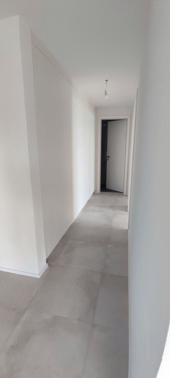 Prächtiges 4.5-Zimmer-Wohnung mit Blick auf den See und die Berge - Bild 7