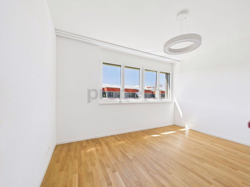 Appartement 2.5 Zimmer NEU - Letztes Stockwerk - U-Bahn M1 - Nähe UNIL/EPFL und Geschäfte - Image 2