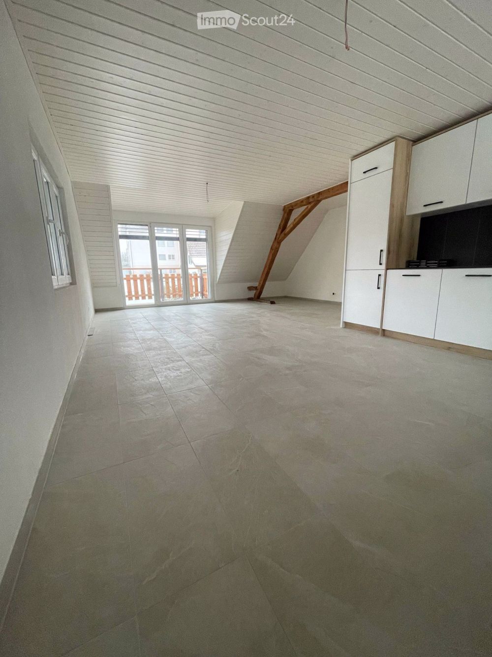 Sehr Schöne Wohnung/très bel appartement - Bild 2