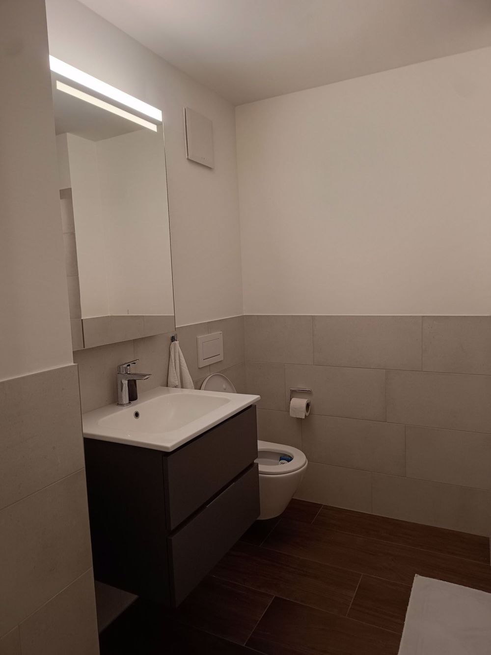 Rent a temporary room with privat bathroom in a shared flat - Bild 9