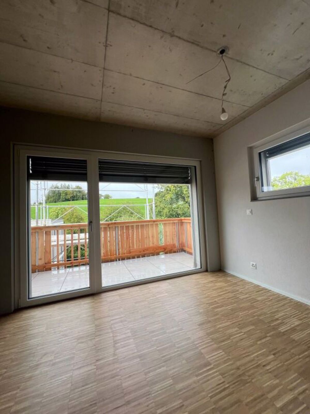 Neue Luxus-WG - Möblierte Zimmer mit Balkon, 2 Schritte vom Bahnhof entfernt! - Bild 12