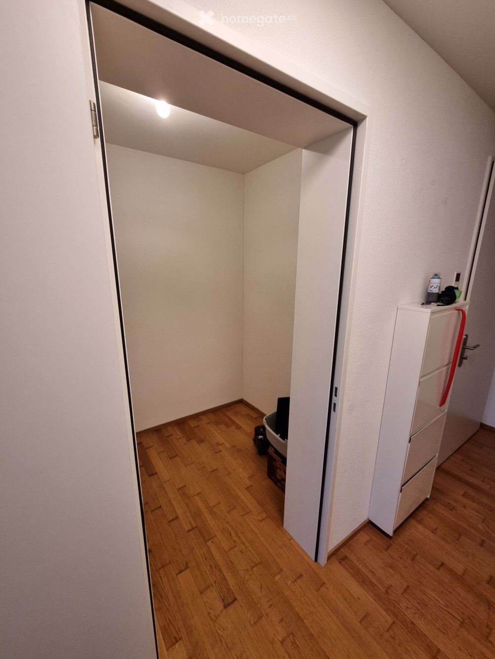 Zimmer in modernen Wohnung mit privatem Bad - Bild 3