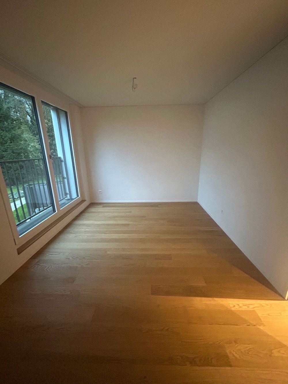 ERSTVERMIETUNG: Traumhafte Wohnung im ruhigen, ländlich geprägten Thierachern bei Thun - Bild 10