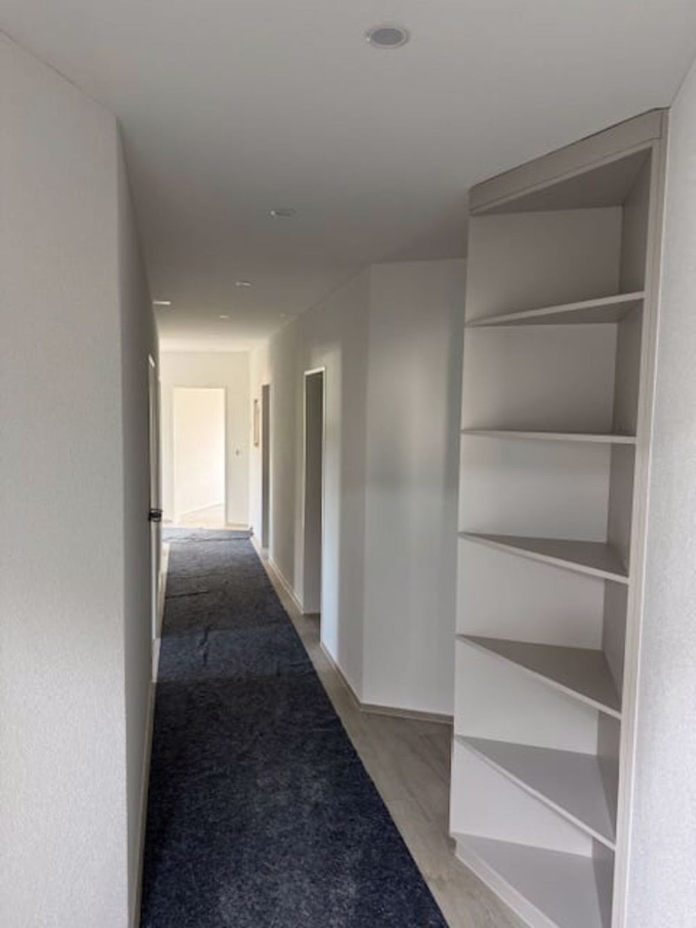 Moderne 4.5-Zimmer-Neubau-Wohnung in ruhiger Lage in Hallau - Bild 8
