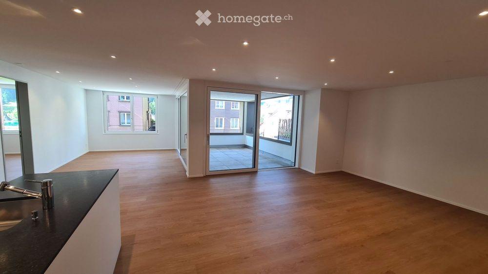 Moderne 2.5-Zimmer-Wohnung mit Balkon in Oberegg - Bild 2