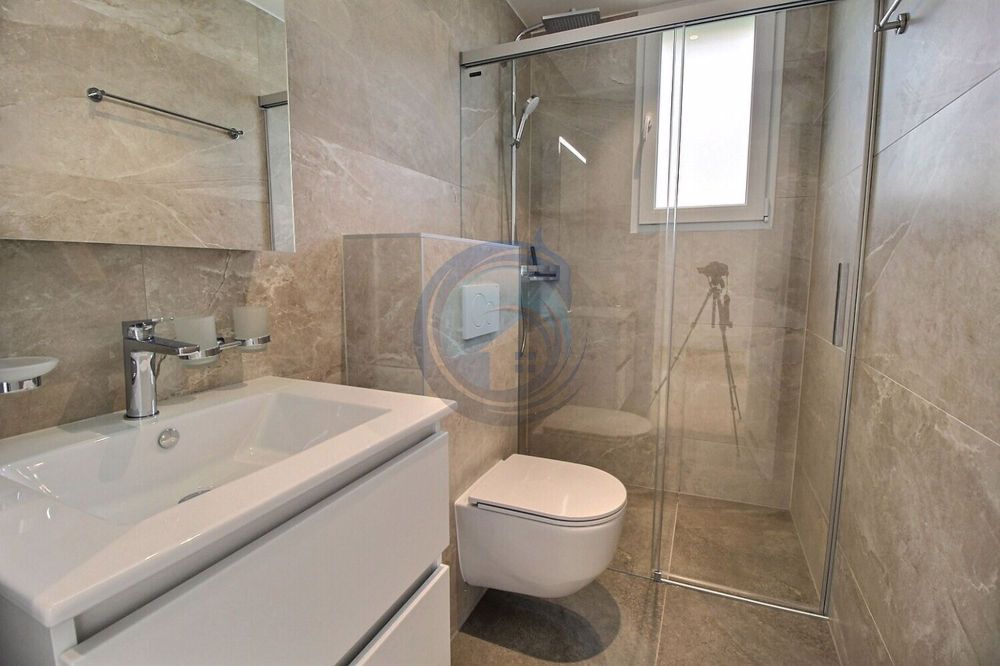Neue 4,5-Zimmer-Wohnung mit Panoramablick auf den See - Bild 12