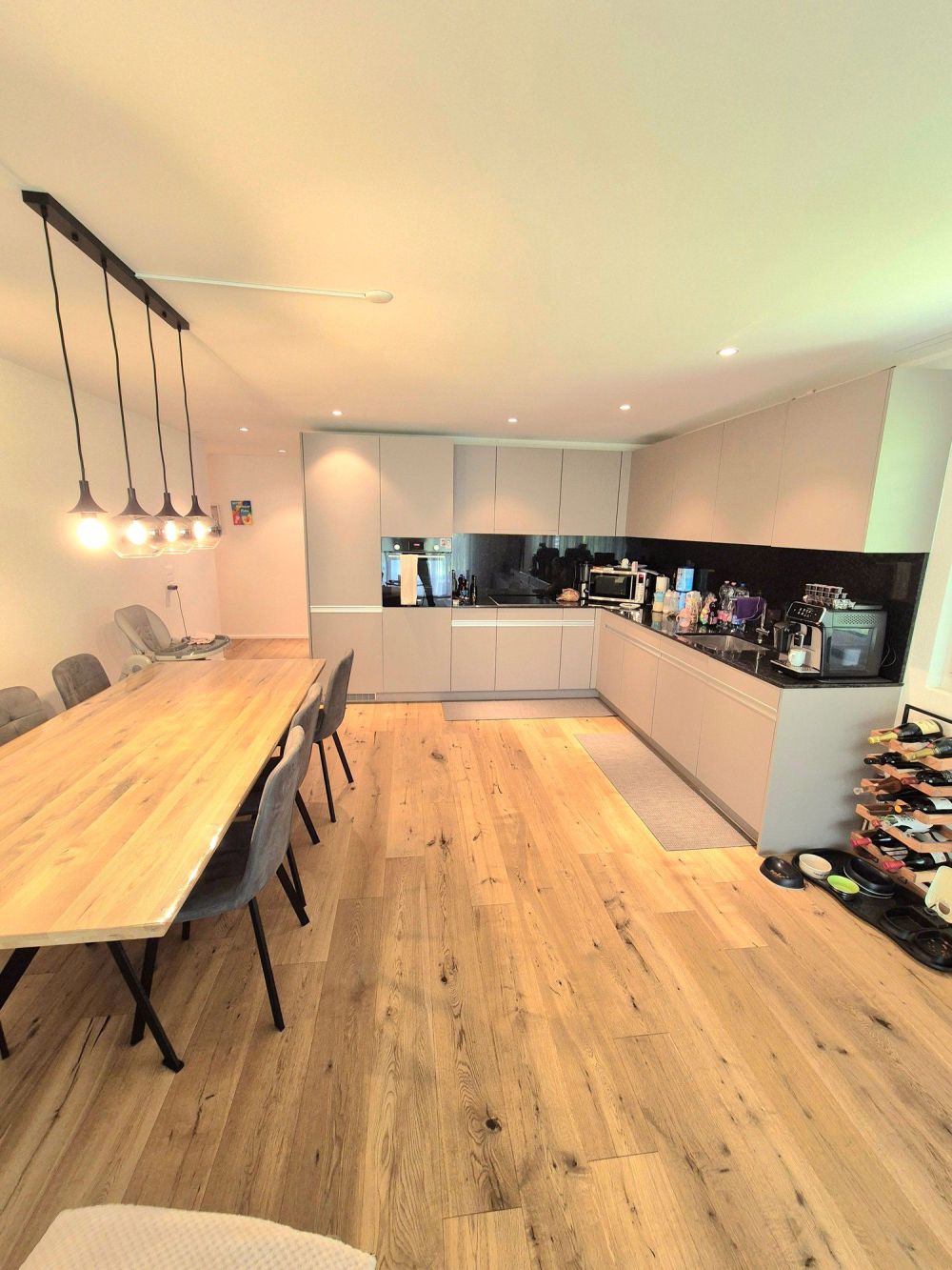 Wohnung mit Gartensitzplatz! - Bild 2