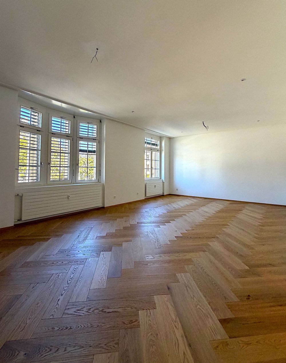 Moderne 5.5 Zimmer Etagenwohnung zentral gelegen - Bild 4