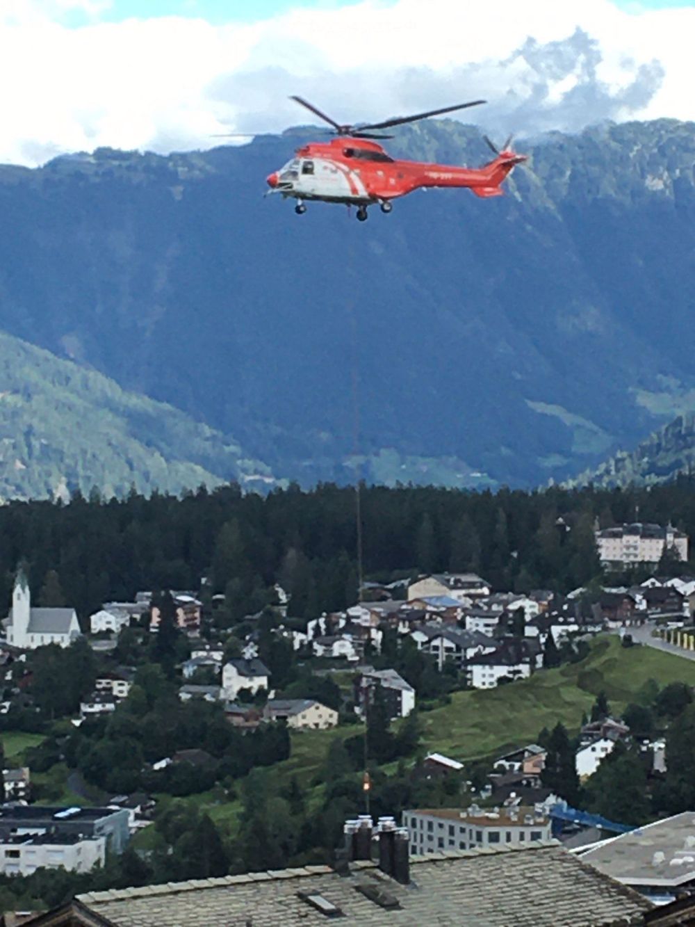 2,5 Zimmer-Wohnung mit Pistenanschluss in Flims Dorf zu vermieten - Bild 2