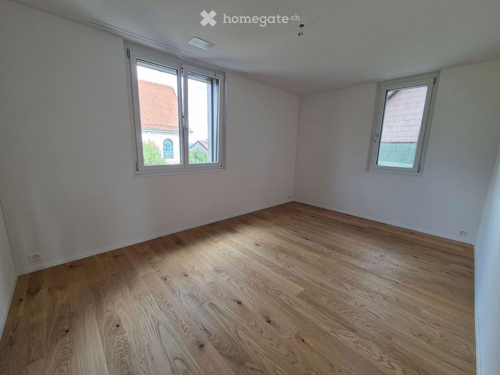 Erstvermietung, attraktive, ruhige Wohnung im Grünen mit grossem Balkon und Fernsicht - Bild 10