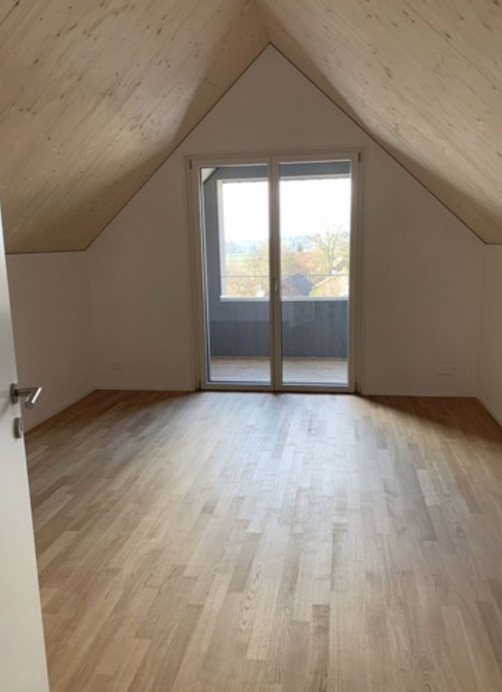 7 Zimmer-Wohnung in Ossingen mieten - Bild 7