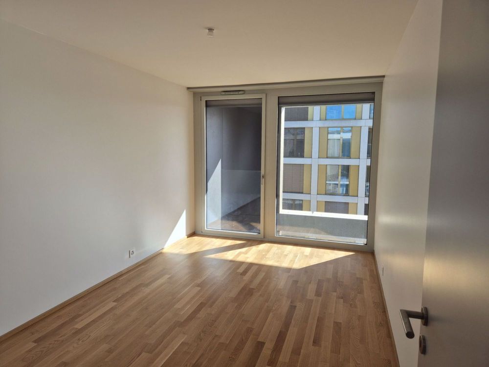 Moderne und helles Doppelhaus mit Blick auf den Bahnhof Morges - 10238-N11_40_2700-Chambre1.jpg