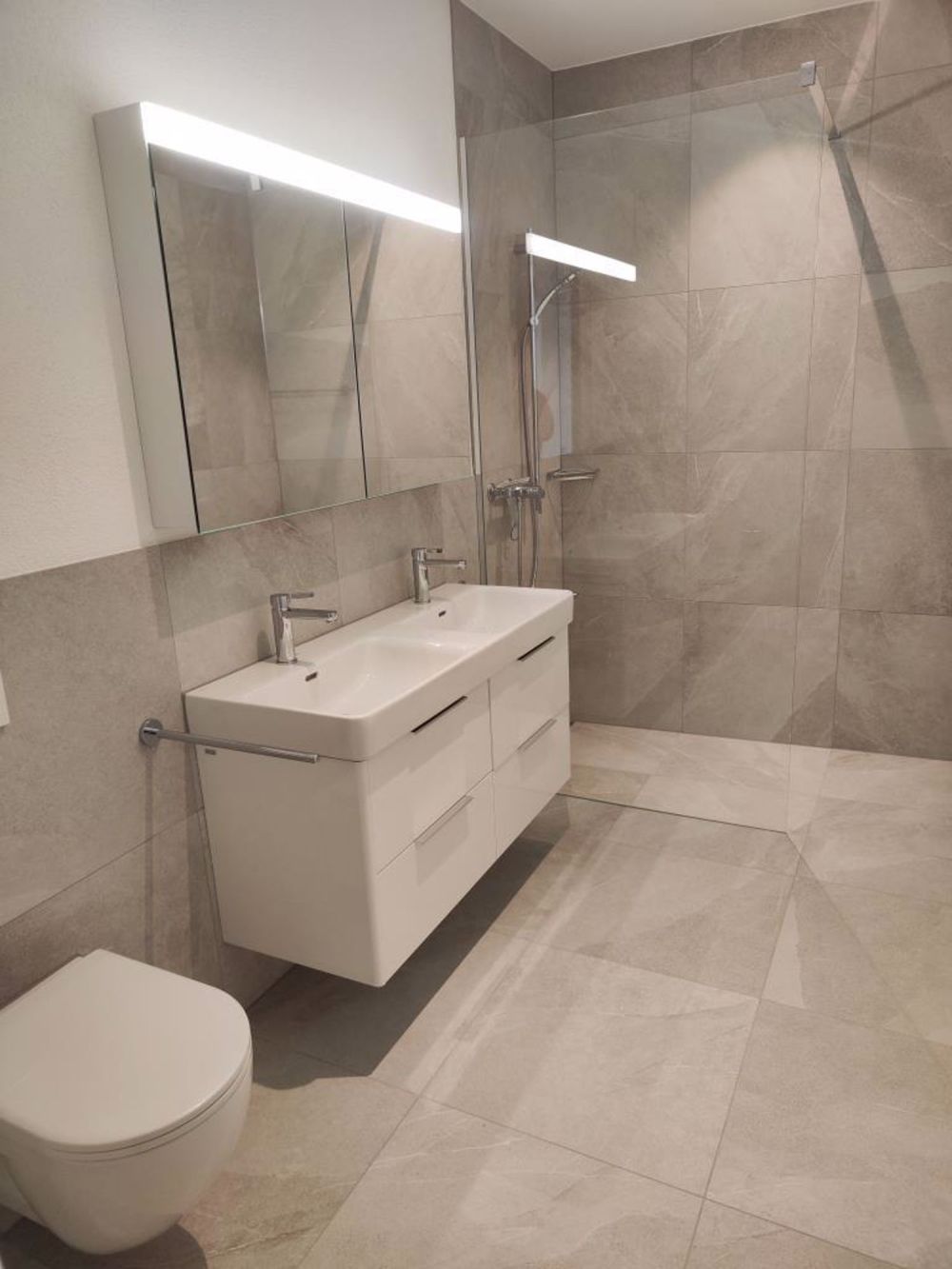 ERSTBEZUG - letzte 3.5-Zi-Wohnung im Eigentumsstandard! - WC / Dusche