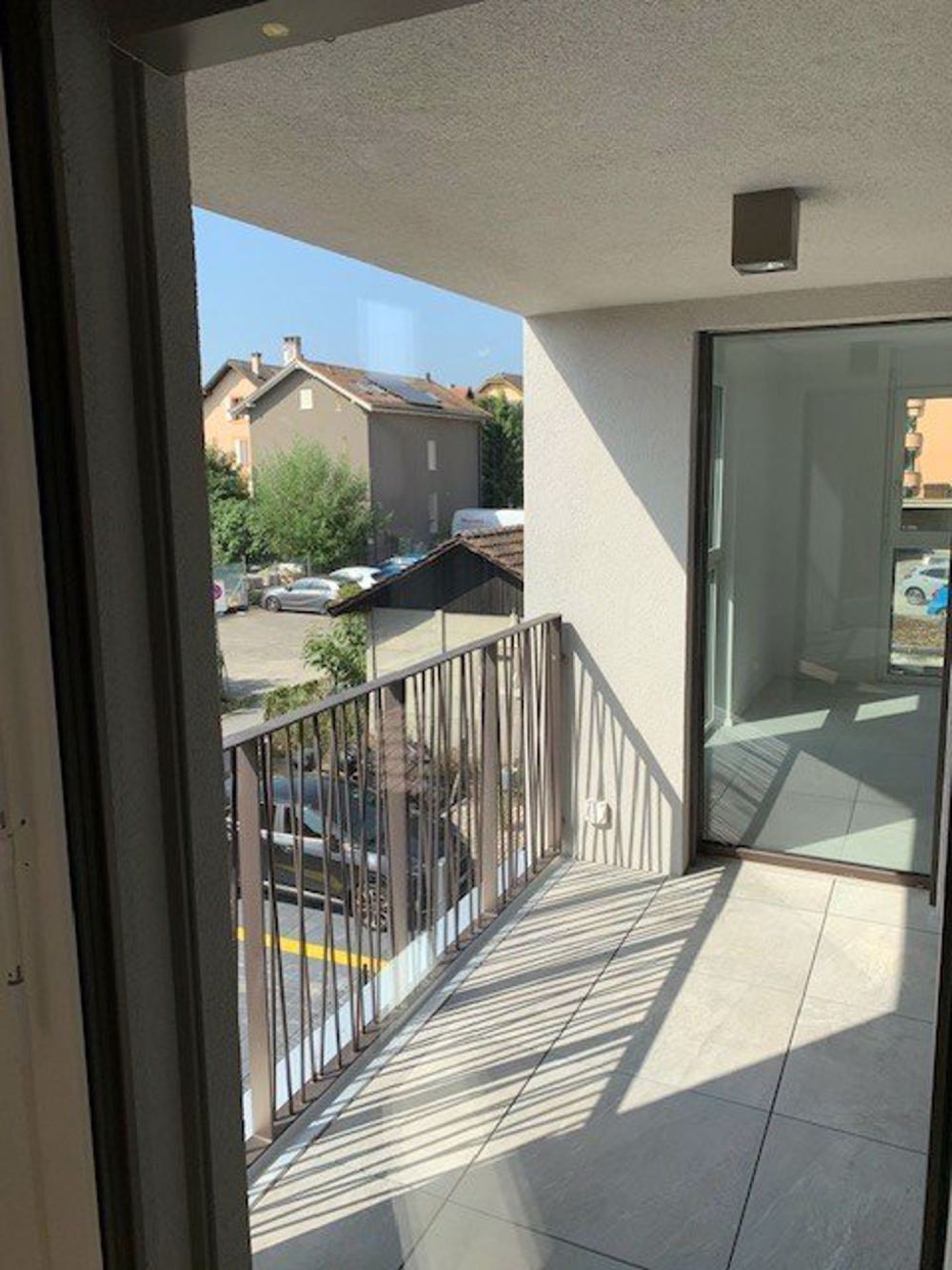 Prächtiges und sehr helles 2,5-Zimmer-Appartement in neuer Bauweise! - Bild 2