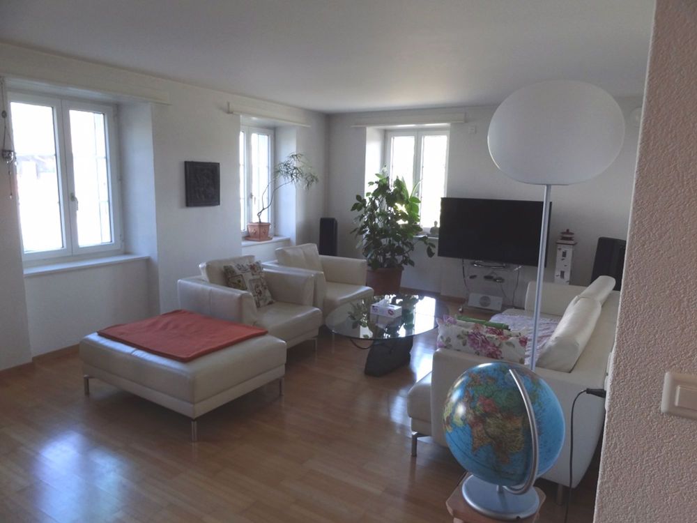 Schöne 4 1/2 Zimmerwohnung an Top Lage - Bild 4