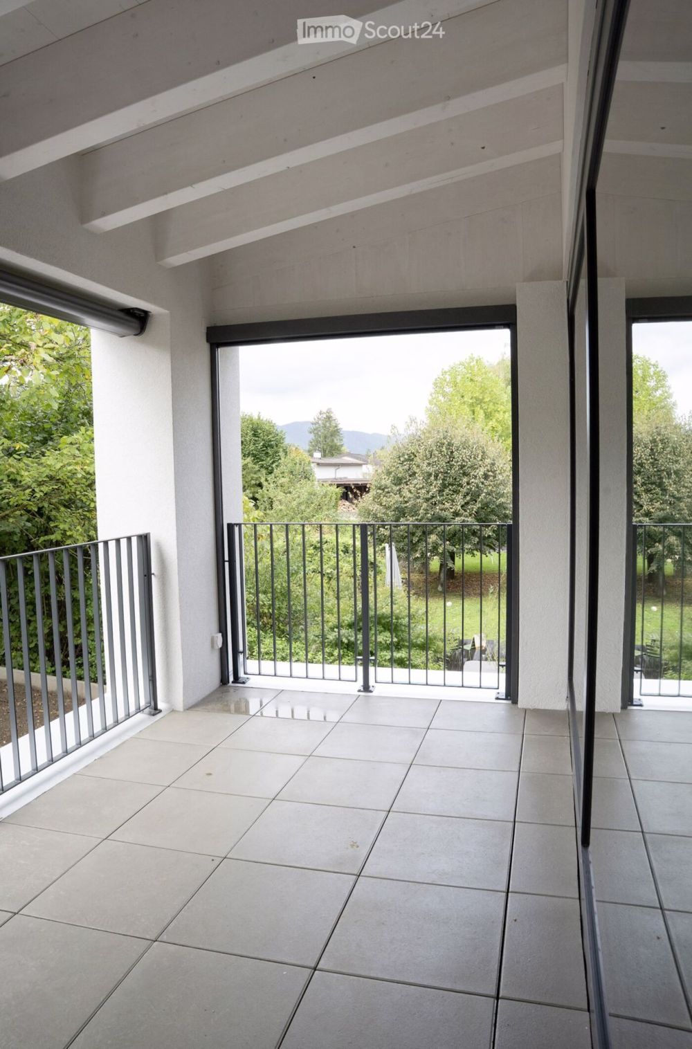 Neue 3.5-Zimmer-Wohnung, mit Charme, im 1. Stock in neuer Bauweise in Rossemaison - Bild 6