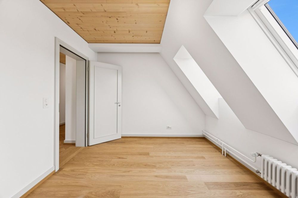 ERSTVERMIETUNG- einzigartige 5- Zimmer-Duplex-Wohnung mit grosser Dachterrasse - Bild 13