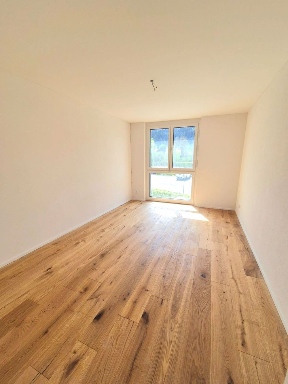 Erstbezug 2.5-Zimmer Neubauwohnung im 1. OG WHG5 - 3