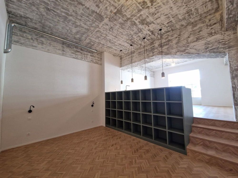 Moderne 2 Raum-Studiowohnung mit beeindruckender Raumhöhe - Bild 3