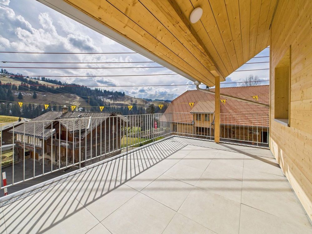 GROSSZÜGIG MIT SONNIGER TERRASSE - Bild 1