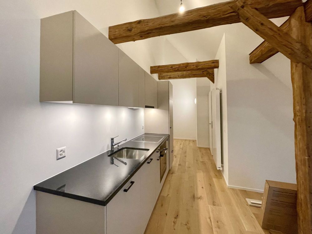 KERNSANIERTE DACHWOHNUNG - Bild 1