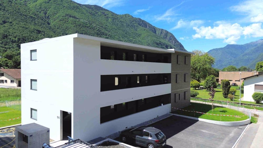 Moderno appartamento all'ultimo piano con bella terrazza - Bild 3