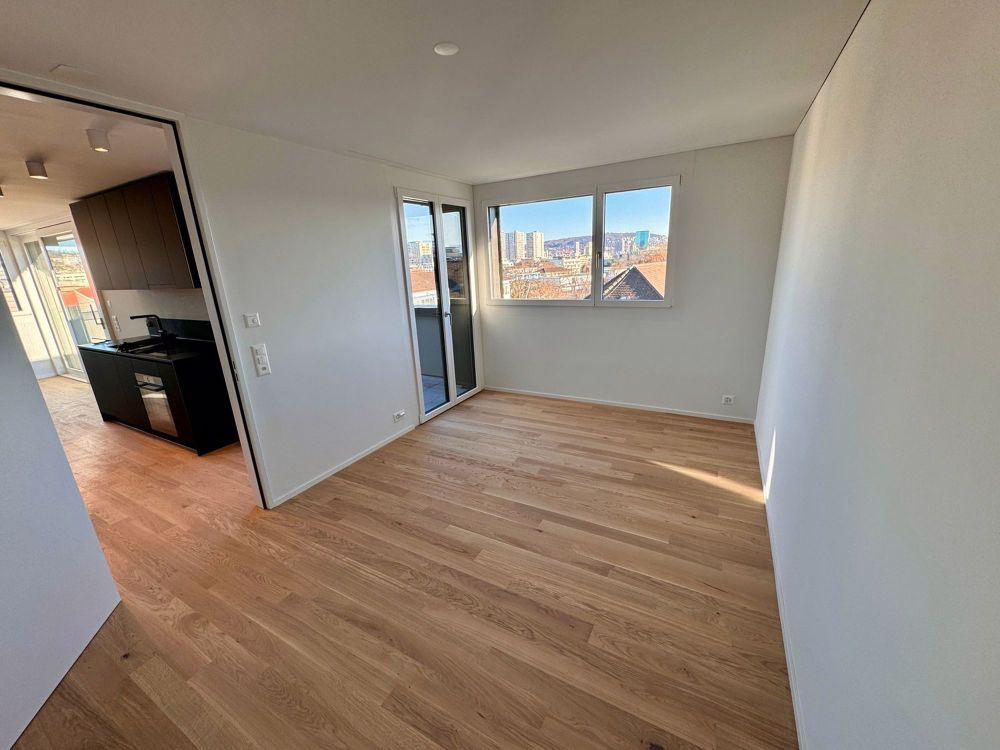 ERSTVERMIETUNG: Wohnung mit Terrasse und Fernsicht im 6. OG, mitten in Zürich - Bild 6