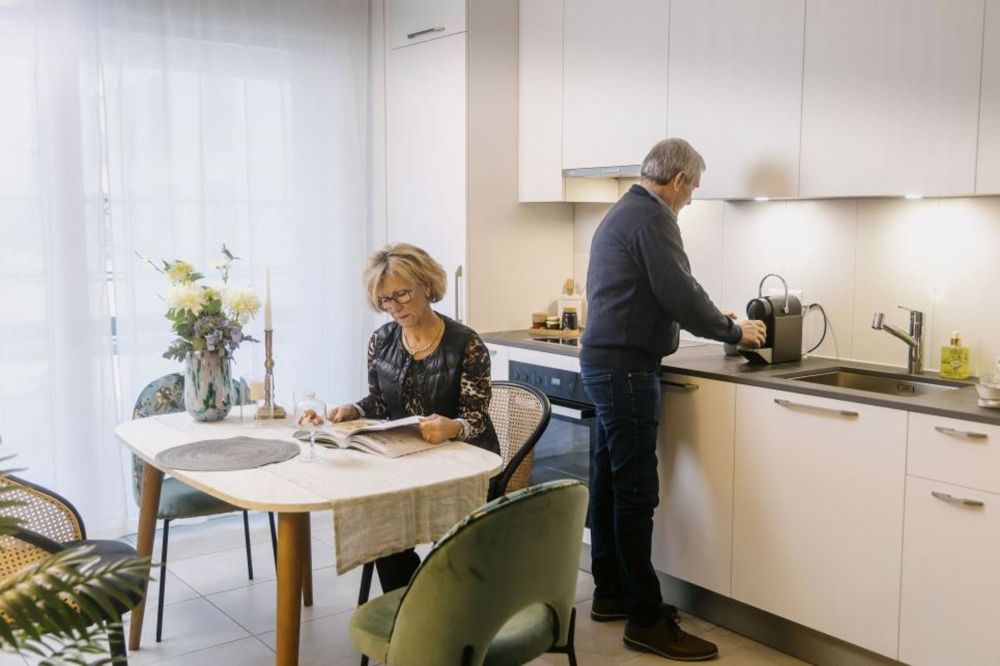 Appartement neuf de 2.5 pièces au 1er étage adapté pour personne âgée avec balcon de 44 m2 - Bild 7