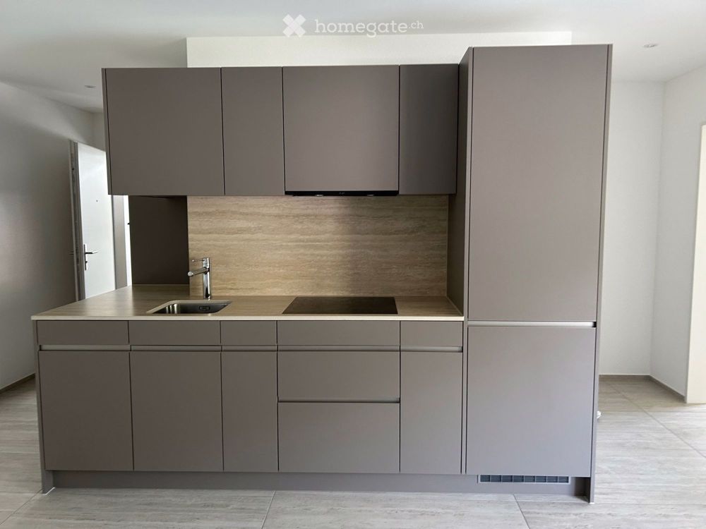 Moderne 2.5-Zimmer-Neubau-Wohnung mit Balkon in Trimbach - Bild 2
