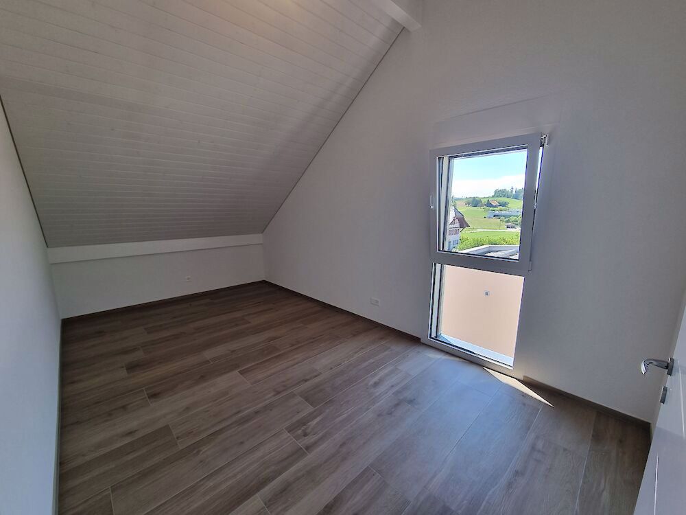 Modernes Reihenhaus in grüner Umgebung - Bild 9