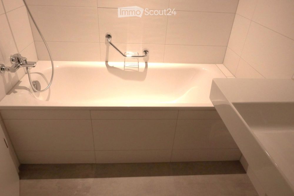 Willkommen in Ihrem neuen Zuhause! / Bienvenue dans votre nouveau chez-vous! - Bild 2