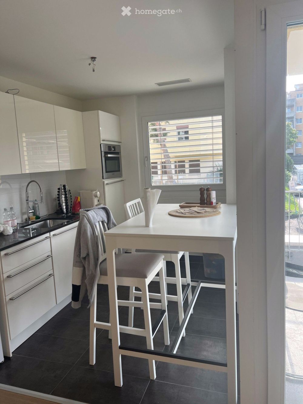 Stilvolle 1.5-Zimmer-Wohnung in Glattpark – ideal als Büro oder Zuhause - Bild 4