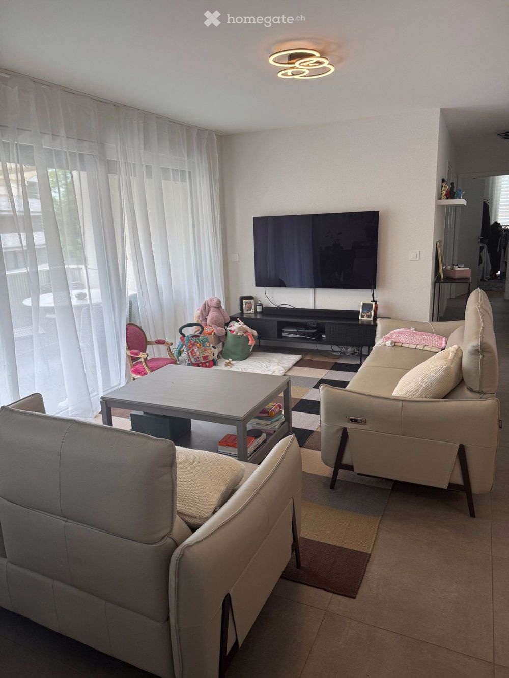 Appartement 4.5 pièces avec blacon et place de parc à Cheseaux-sur-Lausanne - Bild 1