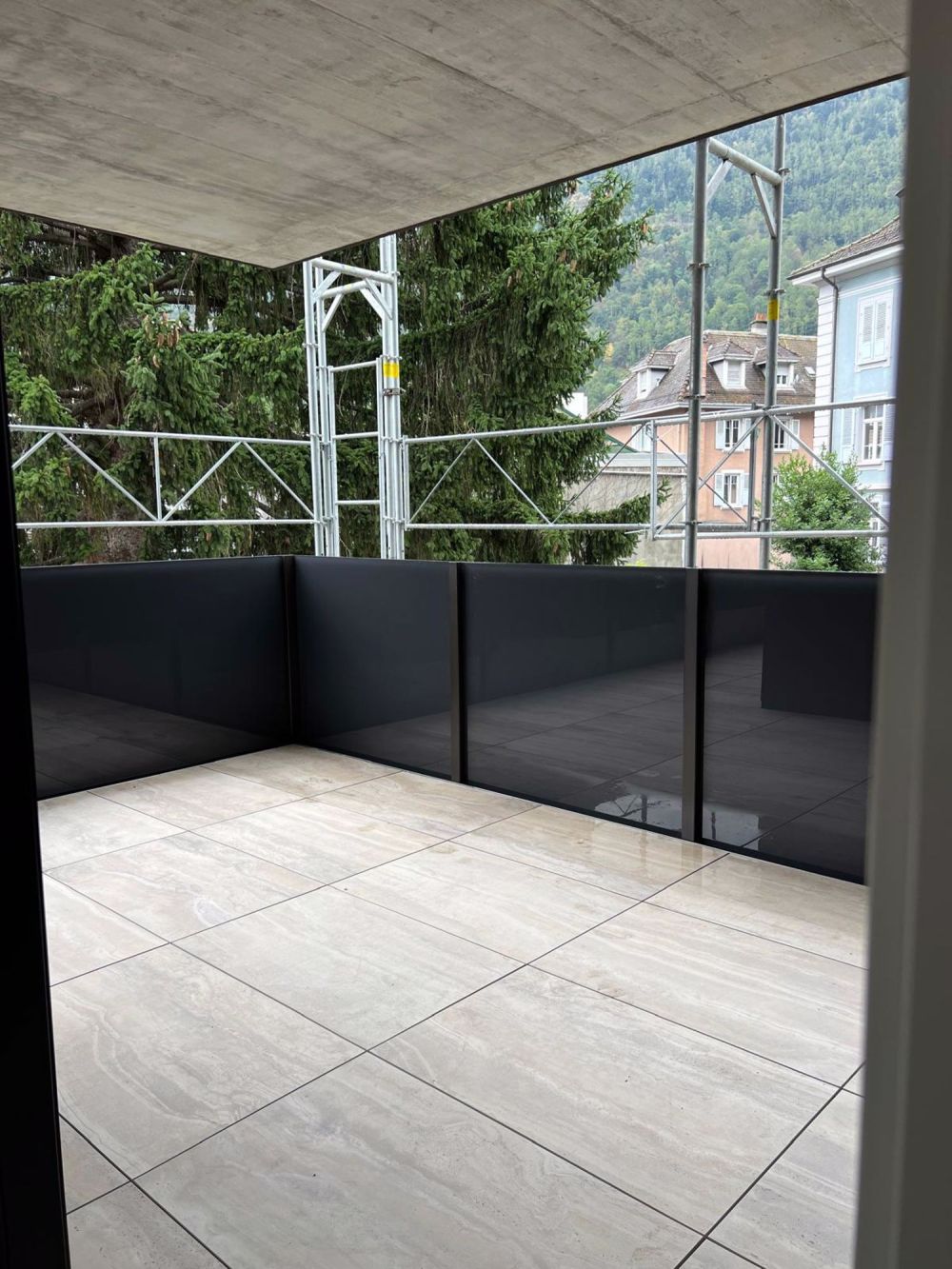 Neue 2.5-Zimmer-Wohnung zur Miete mit Balkon in Martigny - Bild 5