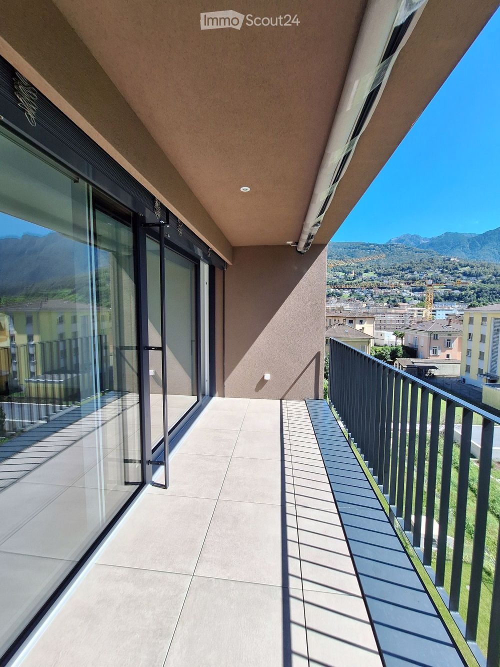 Moderno attico di 2.5 locali / Moderne 2.5-Zimmer-Attikawohnung - Bild 5