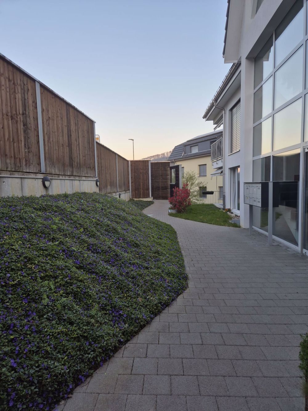 Ruhige 2,5-Zimmer-Wohnung in Grellingen – Tolle Lage, modernes Gebäude - Bild 5