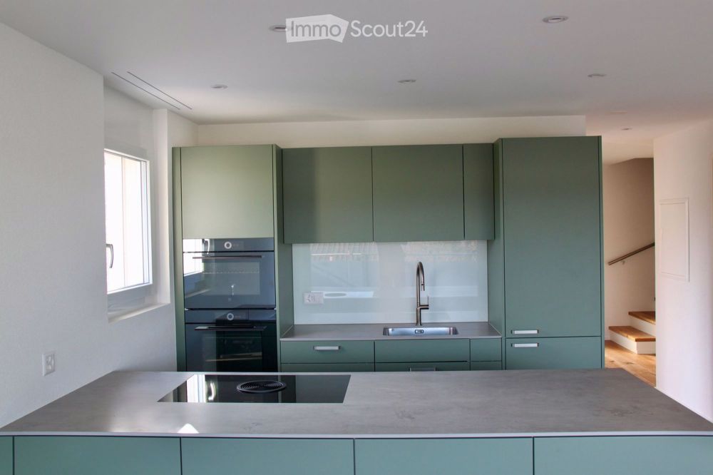 Charmante Duplex-/Maisonette-Wohnung in Oberwil mit Carport und Aussicht - Bild 4