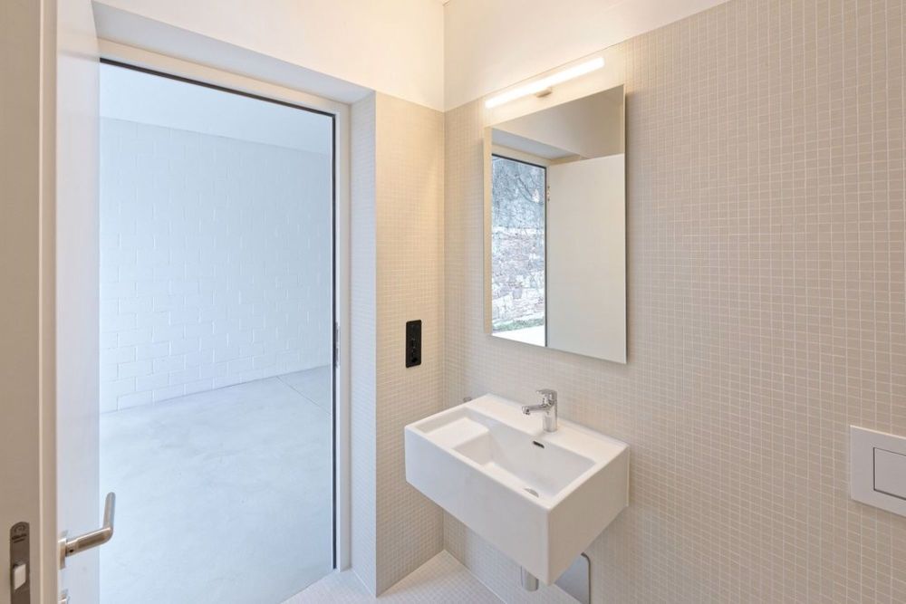 LivingFrames: 1-Zimmer-Wohnung/Atelier - Nasszelle