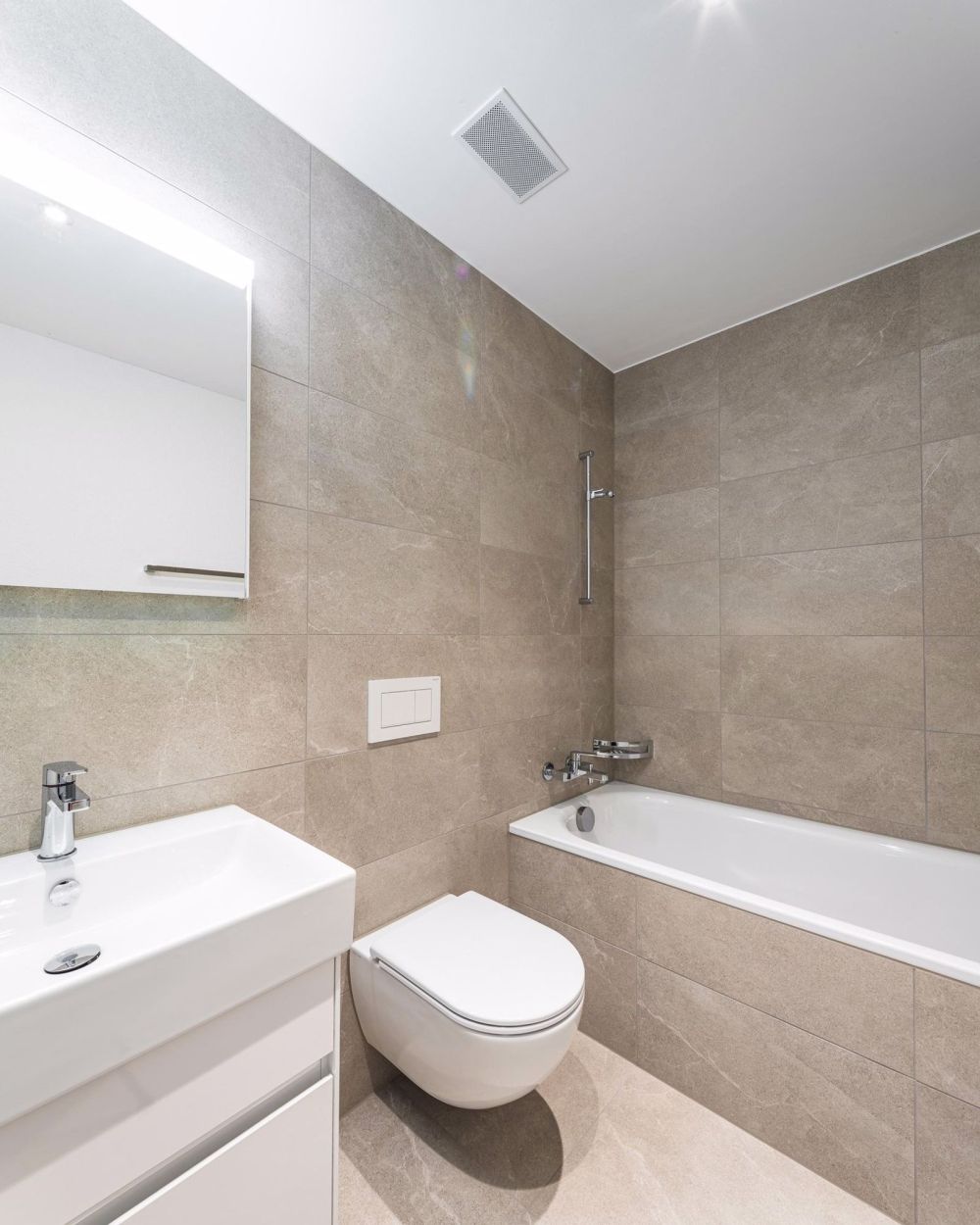 Moderne Attikawohnung zwischen Natur und Stadtzentrum - Bild 8